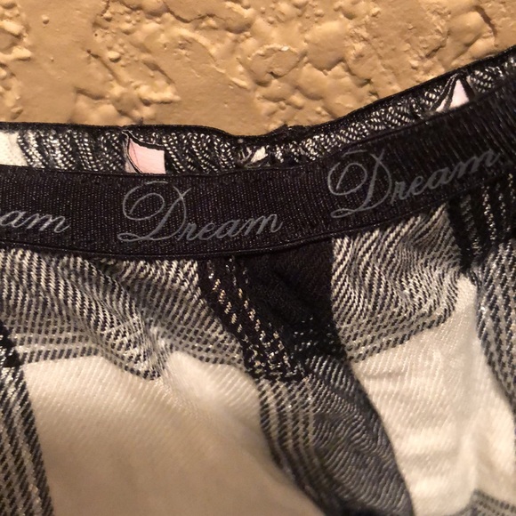 NWT Victoria’s Secret Love Sleep shorts. Black/Gray/White/Silver Thread. Medium - Picture 5 of 11